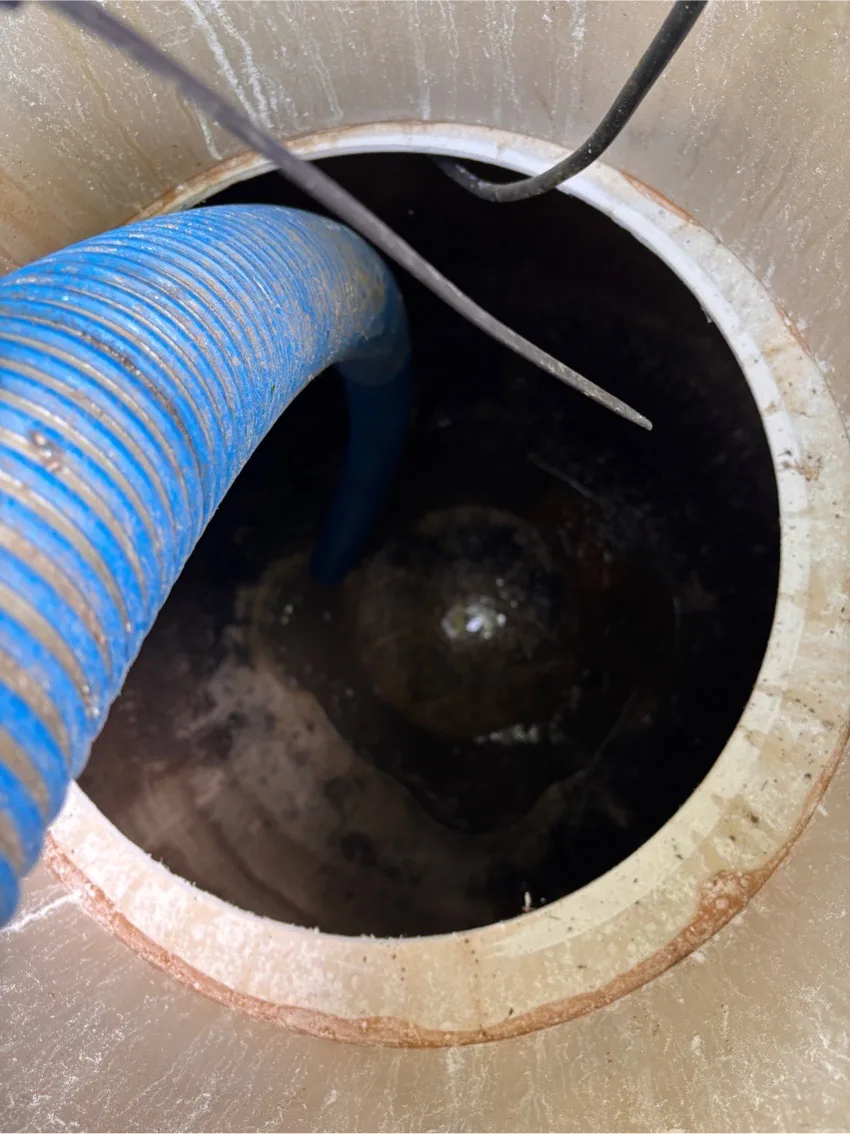 Pool house tank emptying by Alton Facility Services