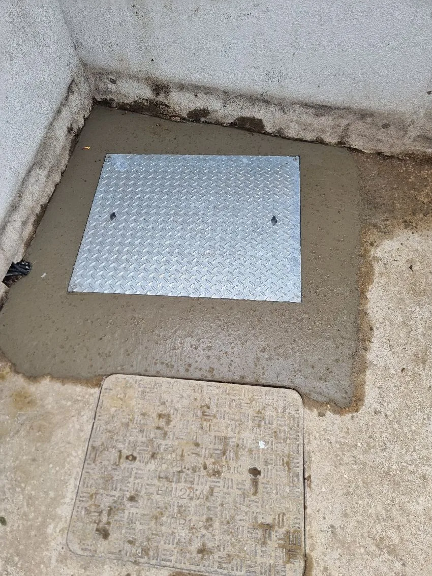 Finished access cover after pump chamber installation