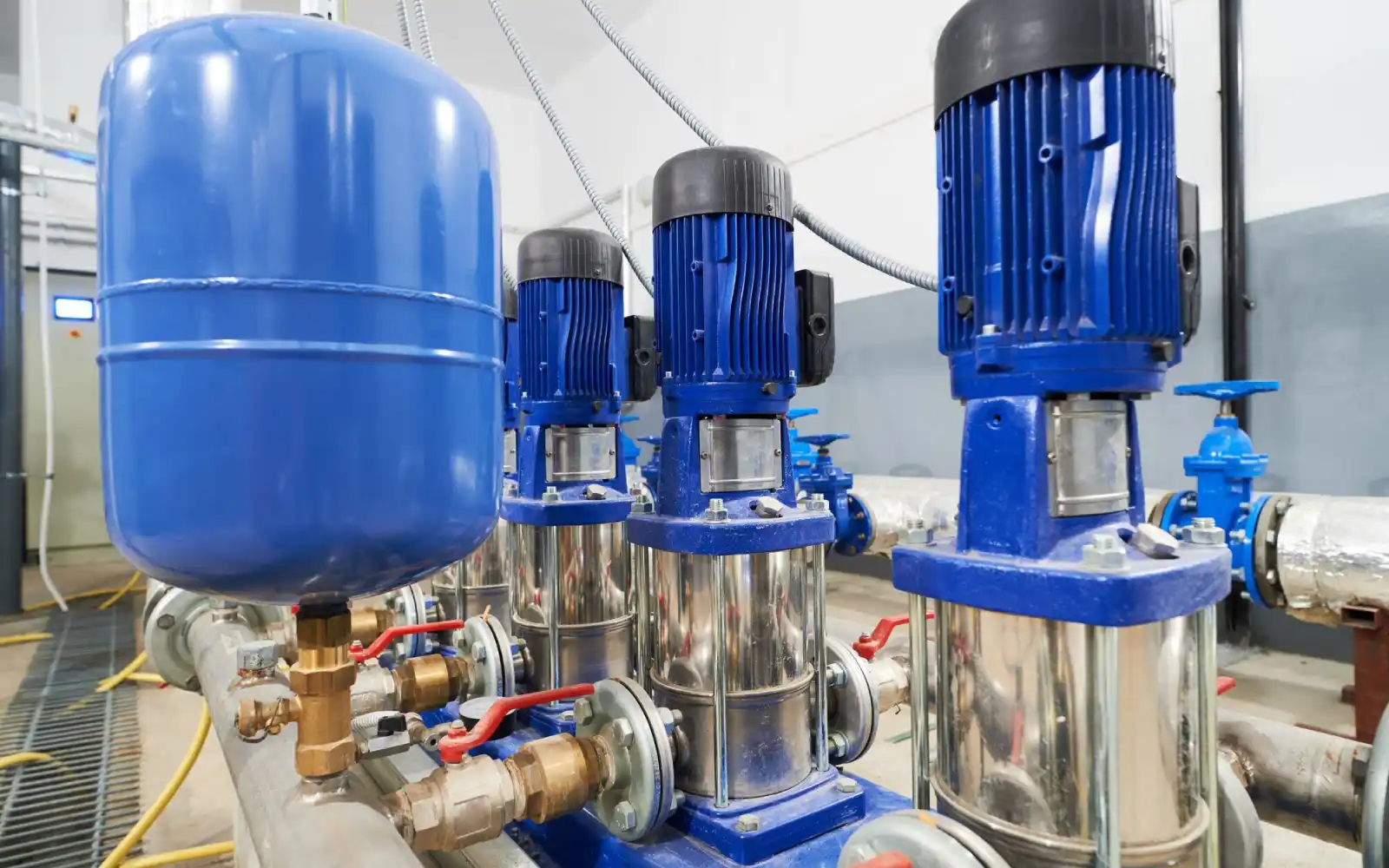 Booster pump installation and pipework
