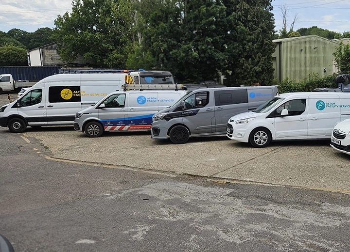 Pump servicing